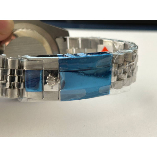 ARMBANDUHR - WRIST WATCH ARMBANDUHR - WRIST WATCH